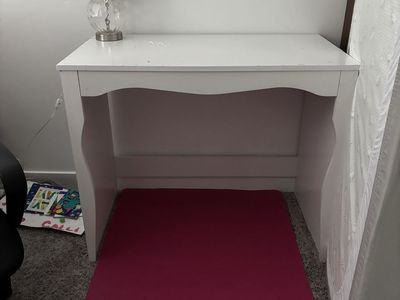 Desk Ser