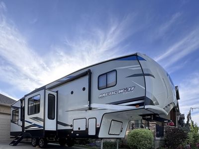 2020 Cherokee Arctic Wolf 311ML