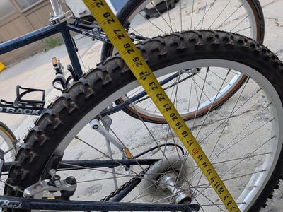 2 Response Sport Diamondback Bicycles