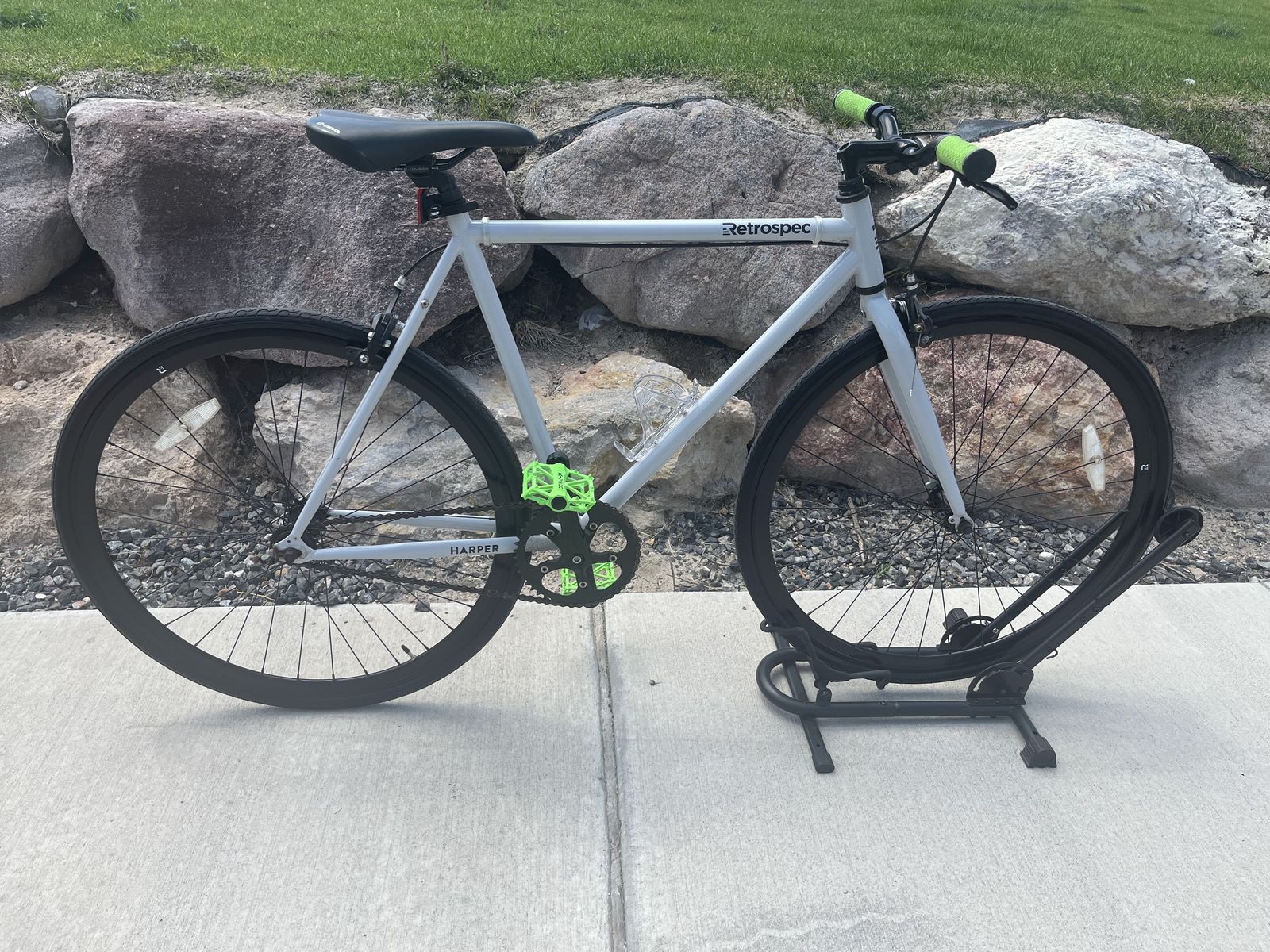 Retrospec Harper Single Speed Fixie Bike