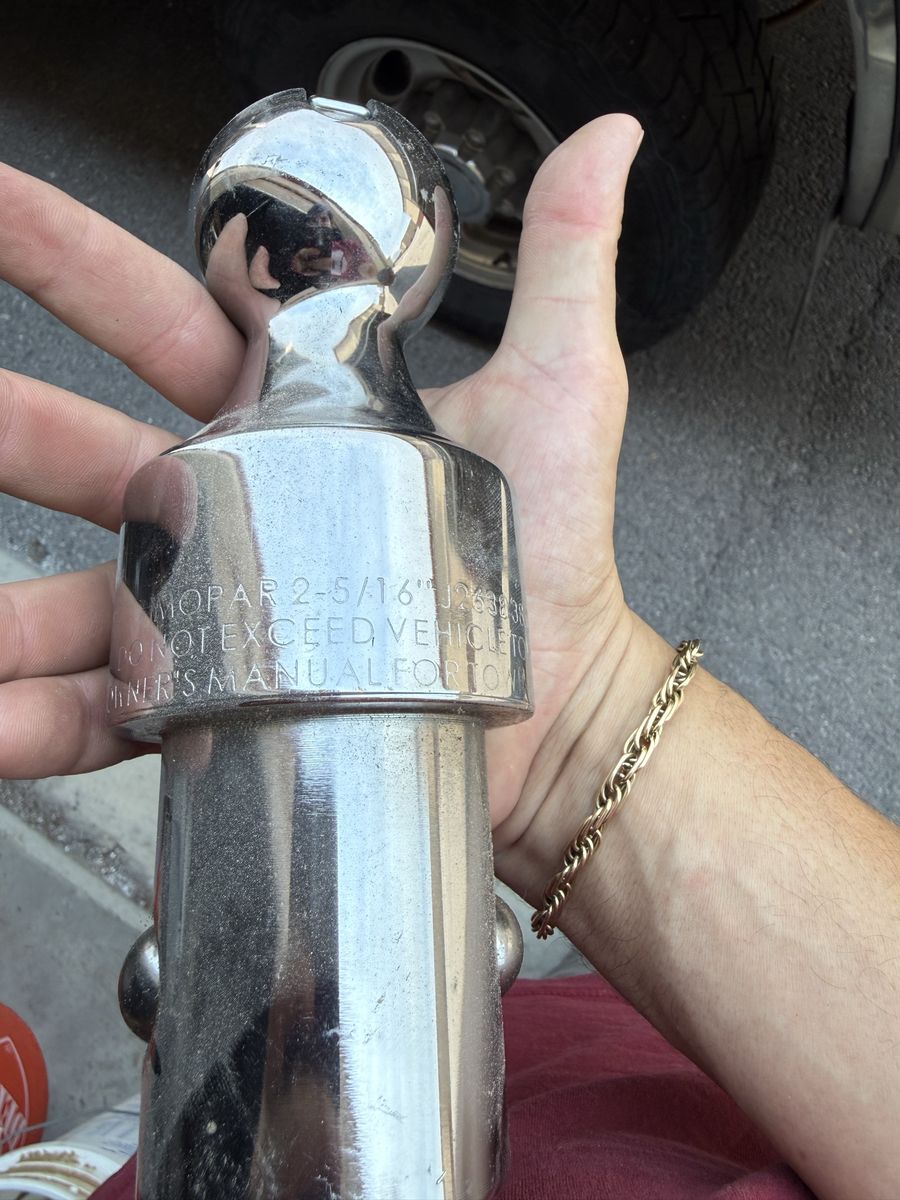 Mopar 2 5/16” Gooseneck Ball
