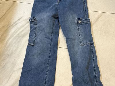 Zara Jeans Size 13–14.