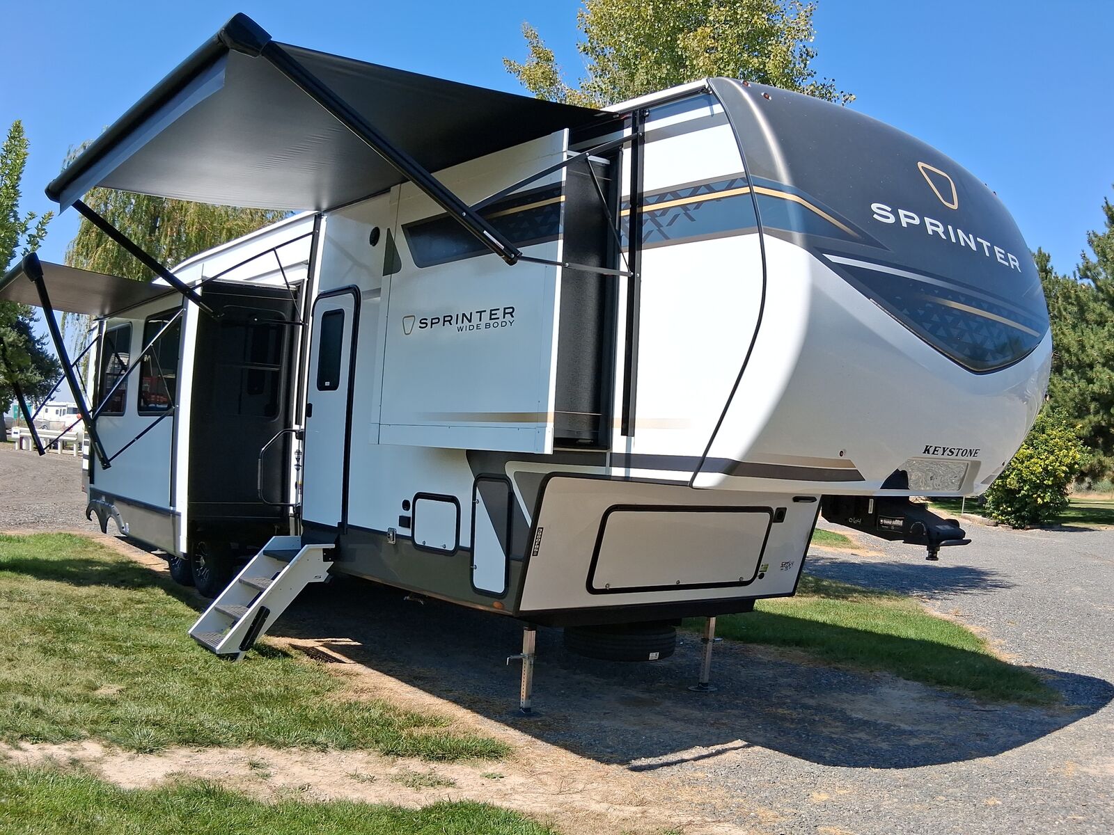 2026 Keystone Sprinter 3980FBS