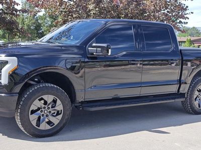 2023 Ford F-150 Lightning Lariat