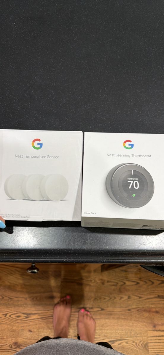 Google Nest Learning Thermostat (Mirror Black) & Temperature Sensor 3-Pack