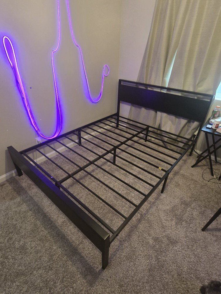Bed Frame Queen Size