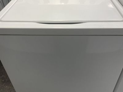 Whirlpool Washer with Super Capacity Tub!