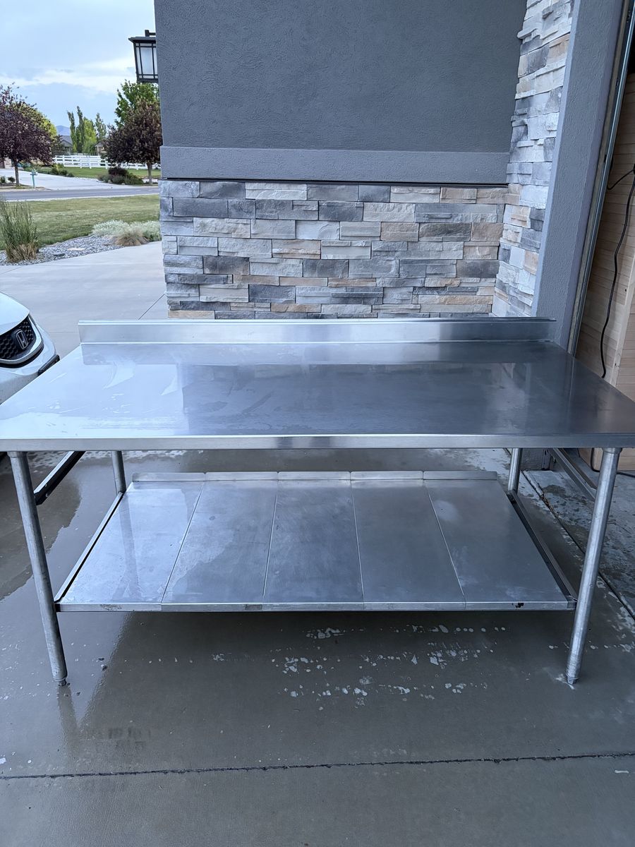 Stainless steel table 6’x3’
