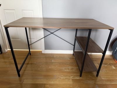 Spacious Wood Grain Desk with Metal Frame & 2-Tier Storage - Excellent Condition