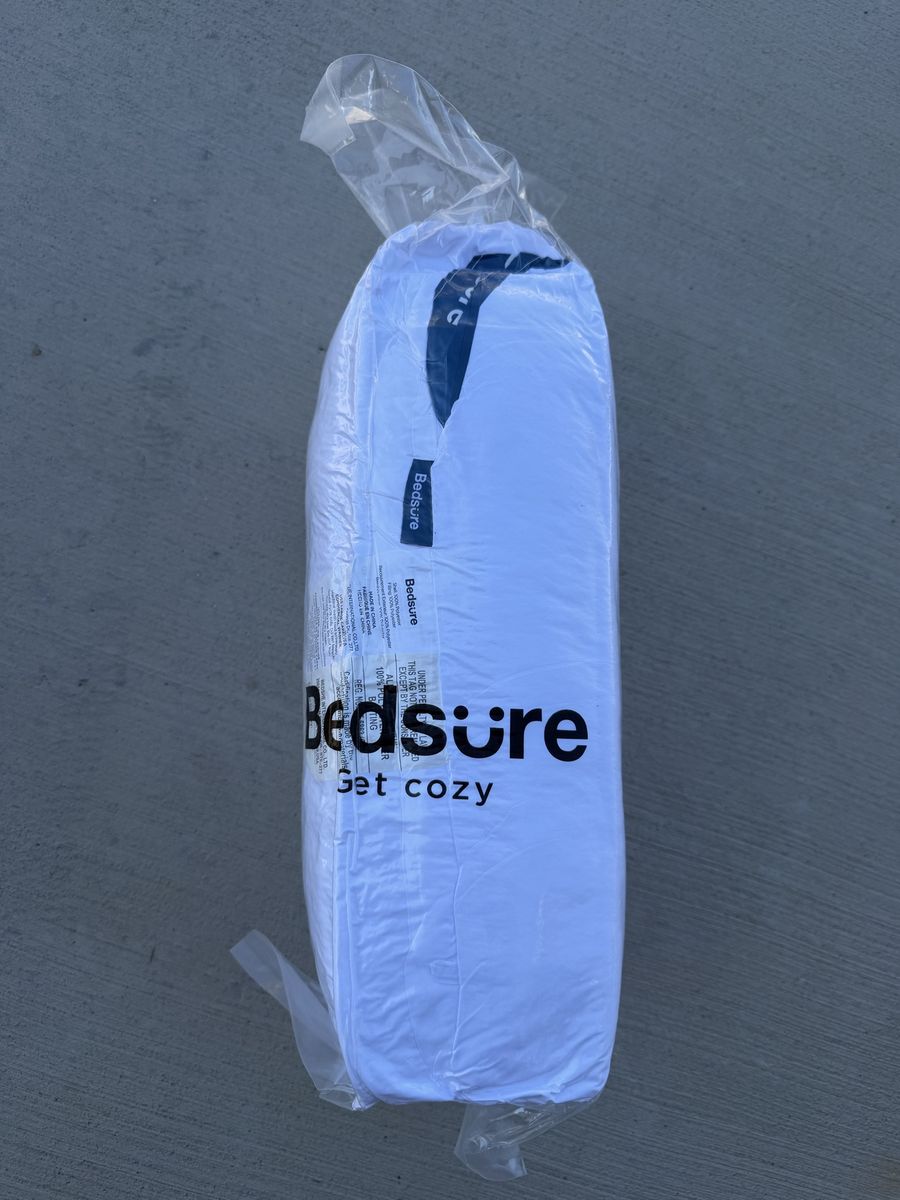 Bedsure White Queen Bedding Comforter Insert