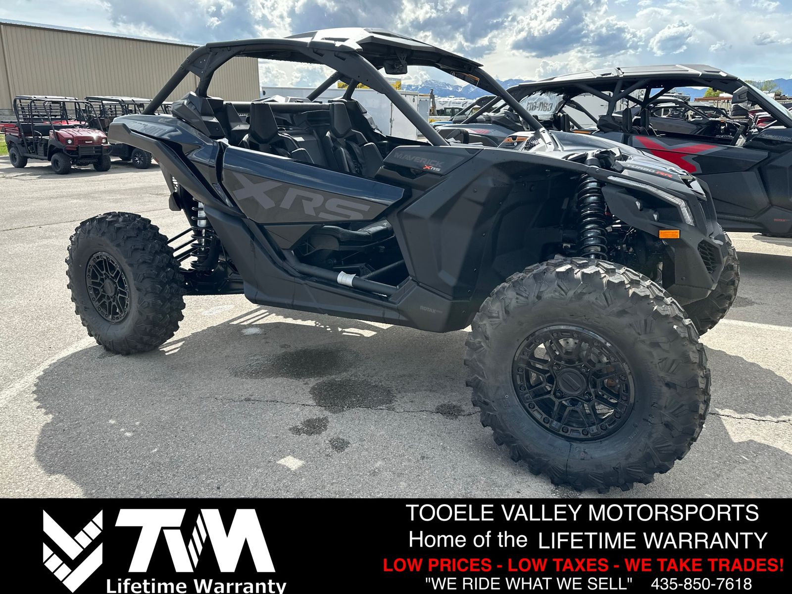 2026 Can-Am Maverick X3 X-RS W/10.25 screen W/Smart Shox