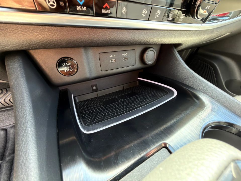 Main image 38
