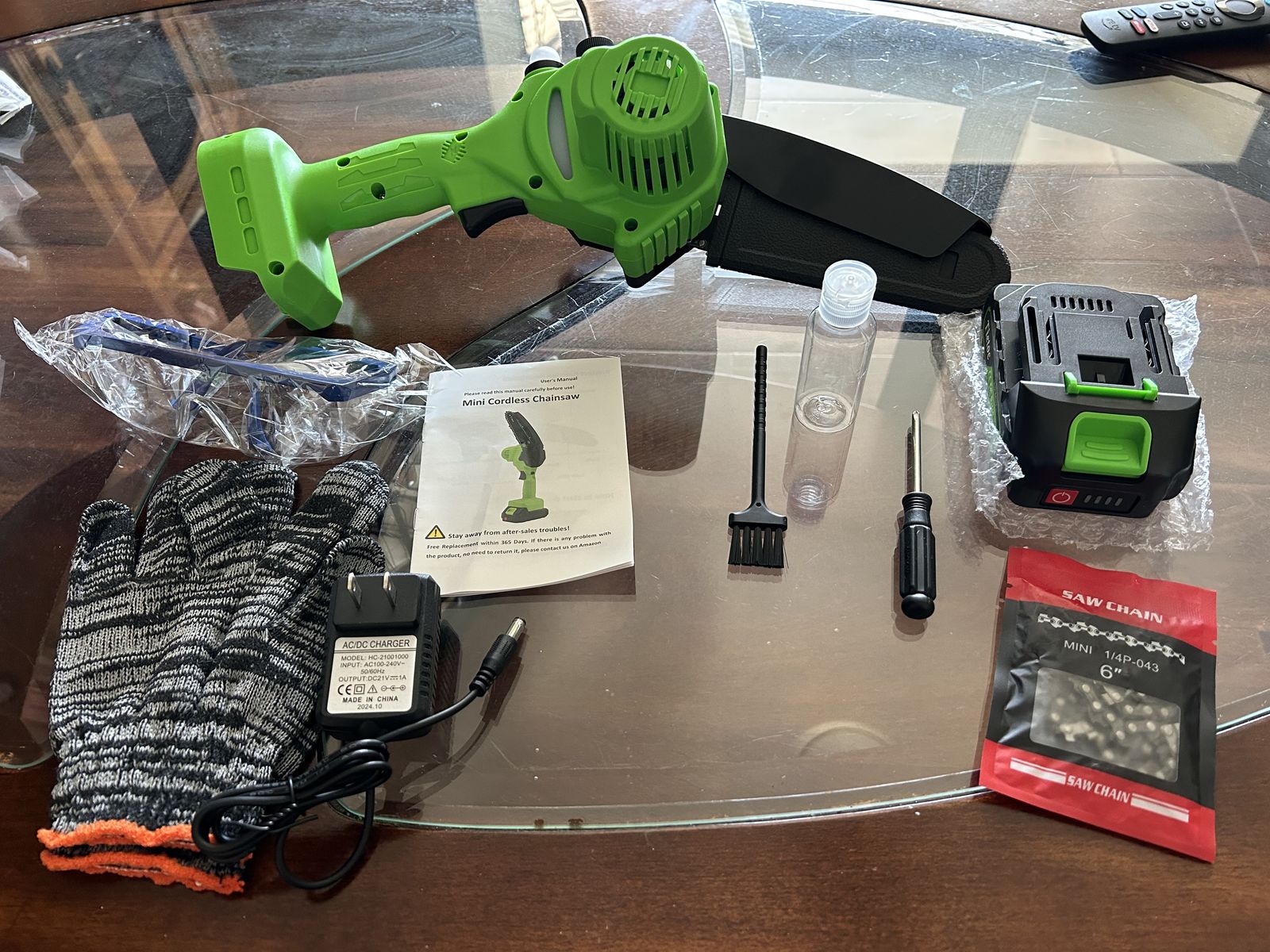 29$- Mini Cordless Electric Chainsaw BRAND NEW