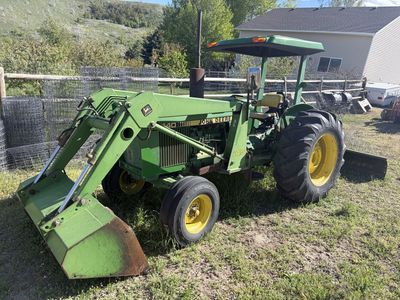 John Deere 2640 tractor