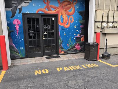 Tattoo Studio or Dance Space – 2,500 SF – ALL Utilities Included – I-15