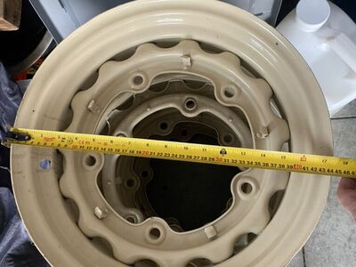 Vintage Ford Wide 5 wheels