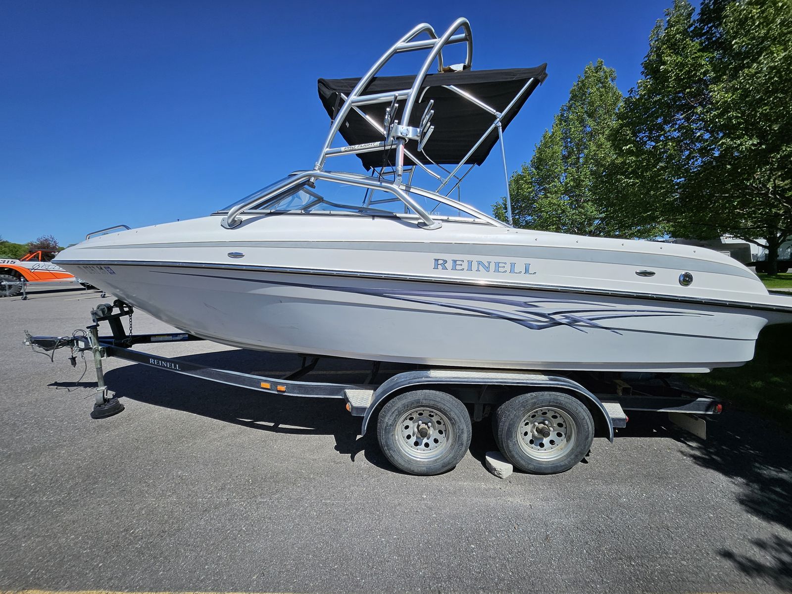 2006 Reinell 220 LSE