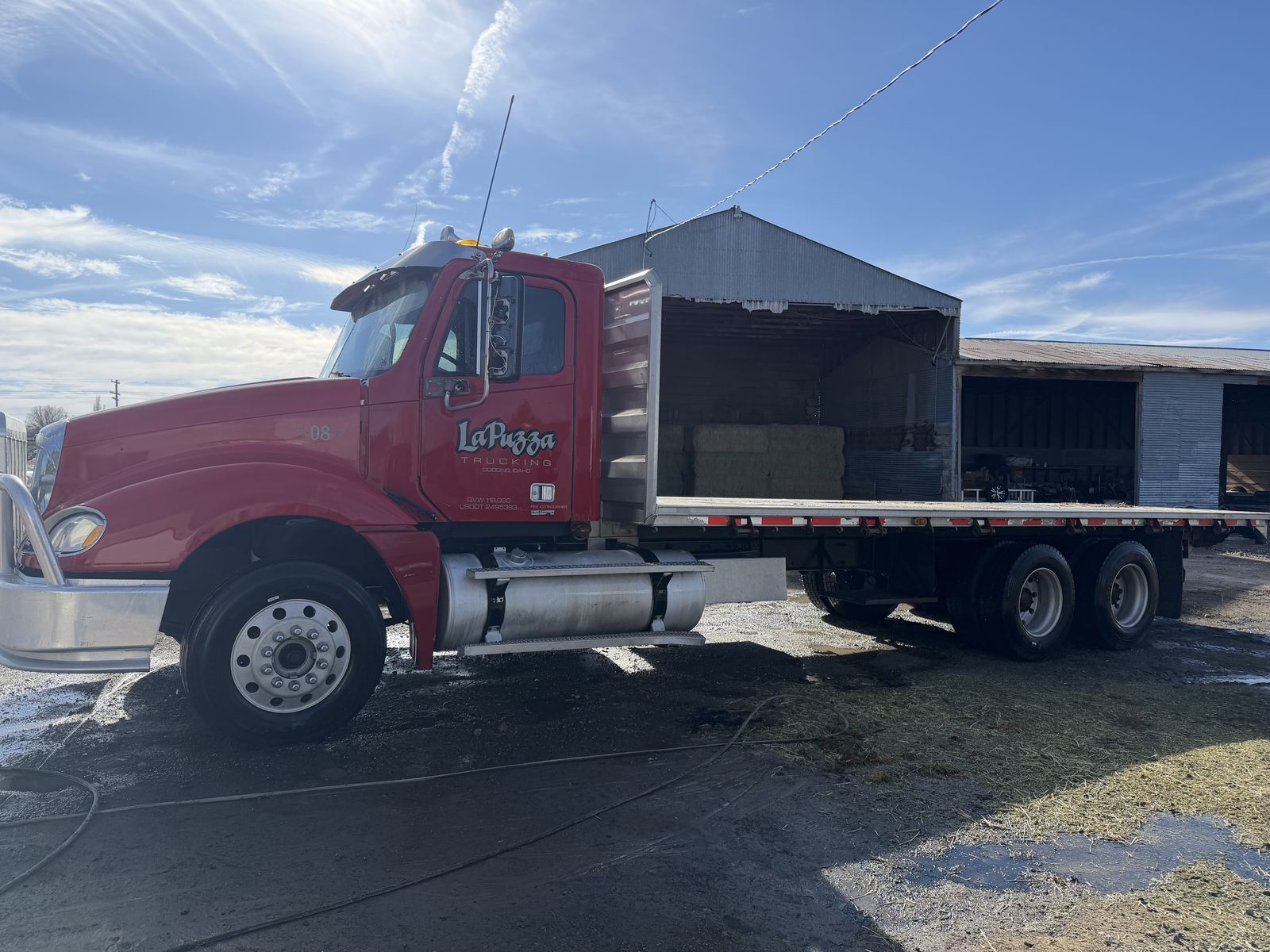 2008 Freightliner Columbia Hay Truck