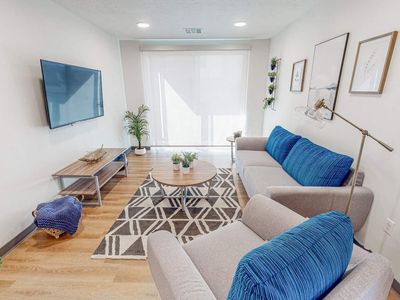 Lease Takeover – Private Room & Bath, 4x4 Student Apartment Near UVU (Orem).