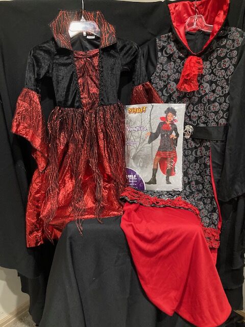 Spirit Halloween VAMPRESS  Set    $20 Each