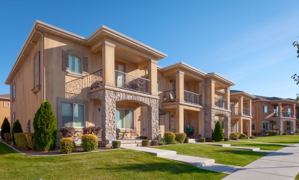 Mens PrIvate Room In Luxury Orem Townhome