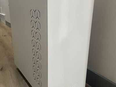 White gaming PC (bundle)