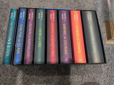 Throne of Glass Full Box Set