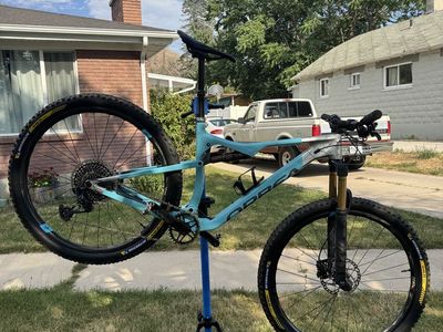 2022 Orbea Oiz M Team TR
