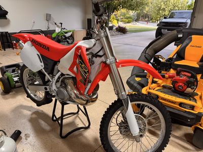 2001 CR 500