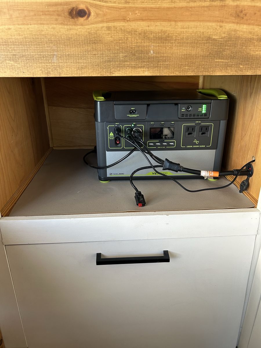 Main image 7
