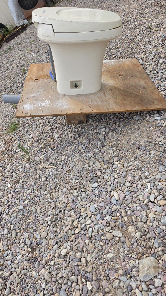 RV toilet
