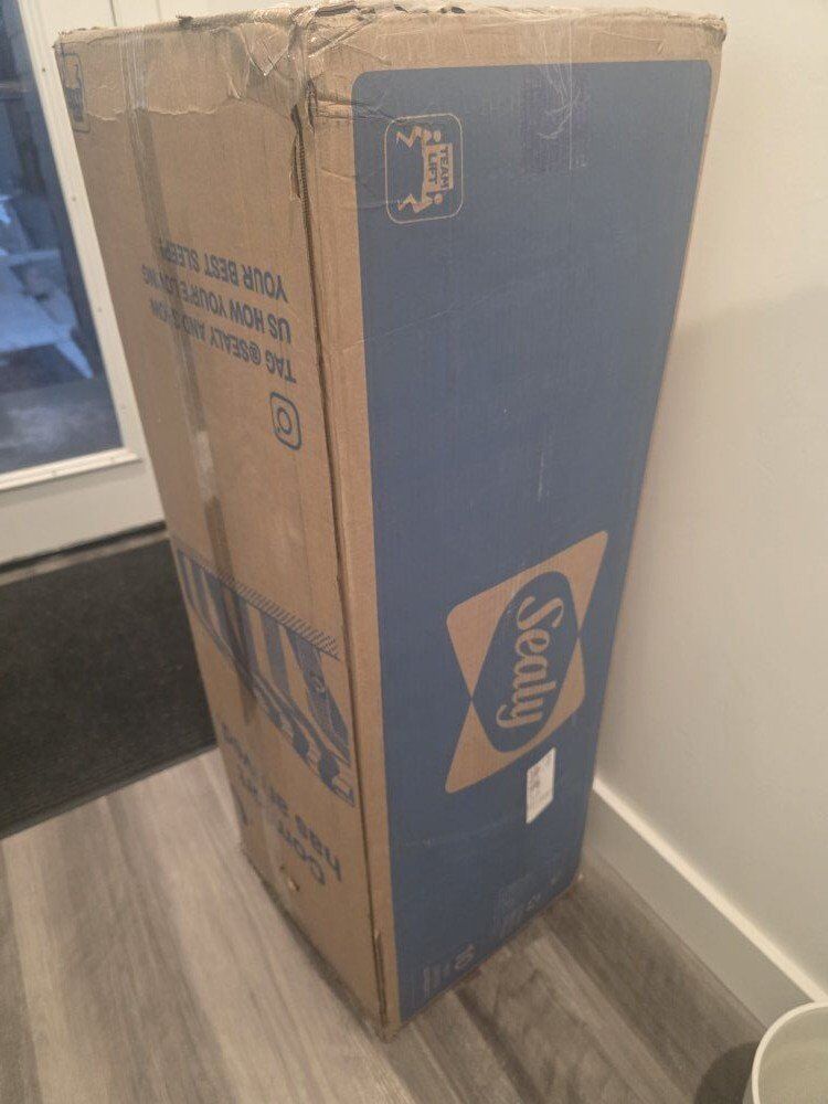sealy queen mattress new in box