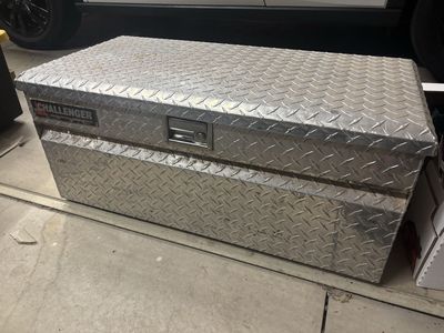 Diamond plated truck box