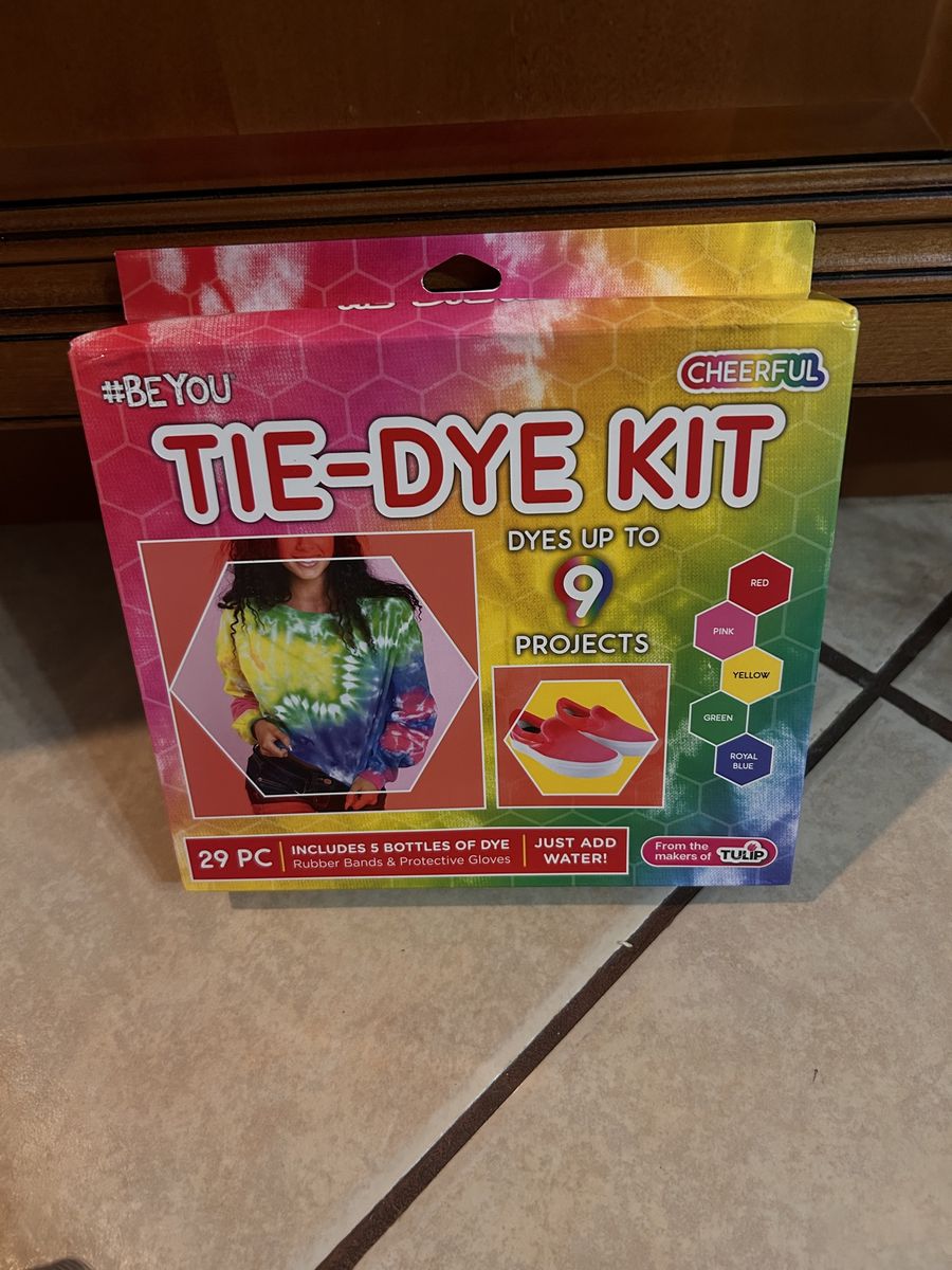 Cheerful #BE YOU Tie-Dye Kit
