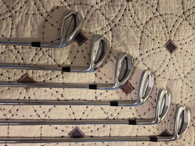 Mizuno JPX 900 Hot Metal Irons Set 5-PW