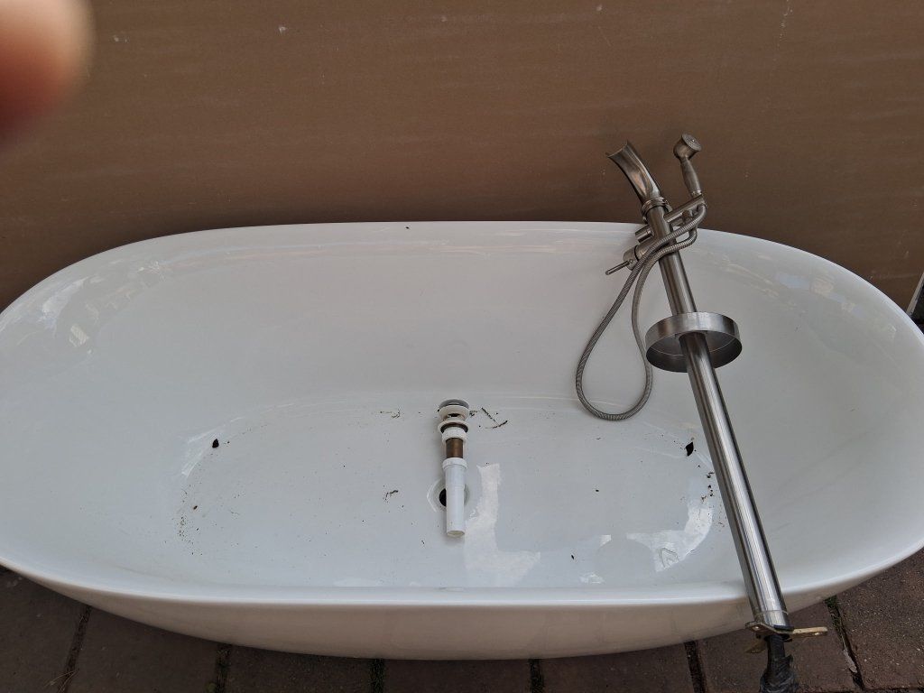 Main image 3