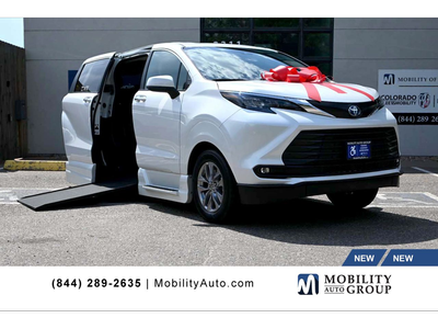 2025 Toyota Sienna XLE