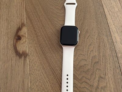 Apple Watch Series 10- 46MM