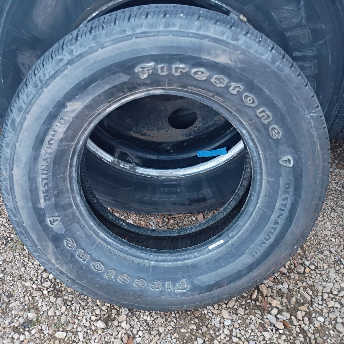 265/70R17 Firestone Destination LE3 95% 2022 date