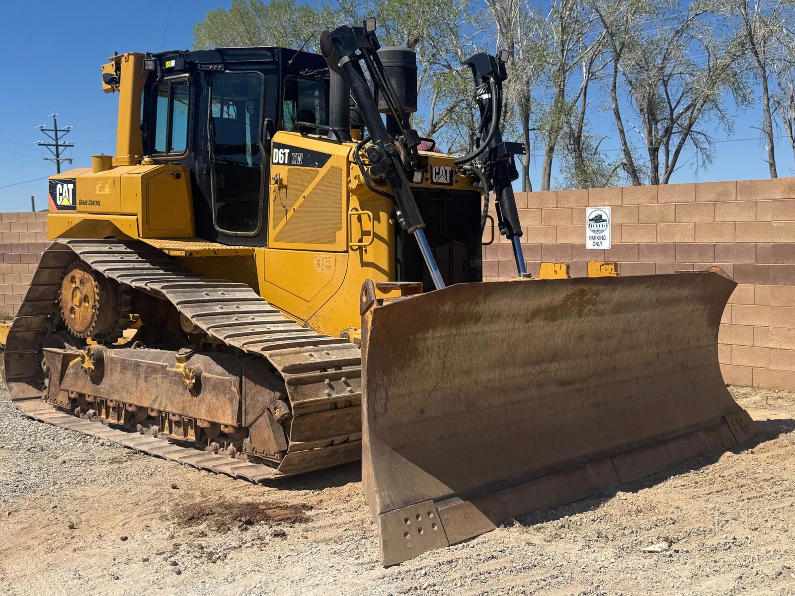2016 CATERPILLAR D6 DOZER