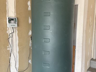 Water tank.