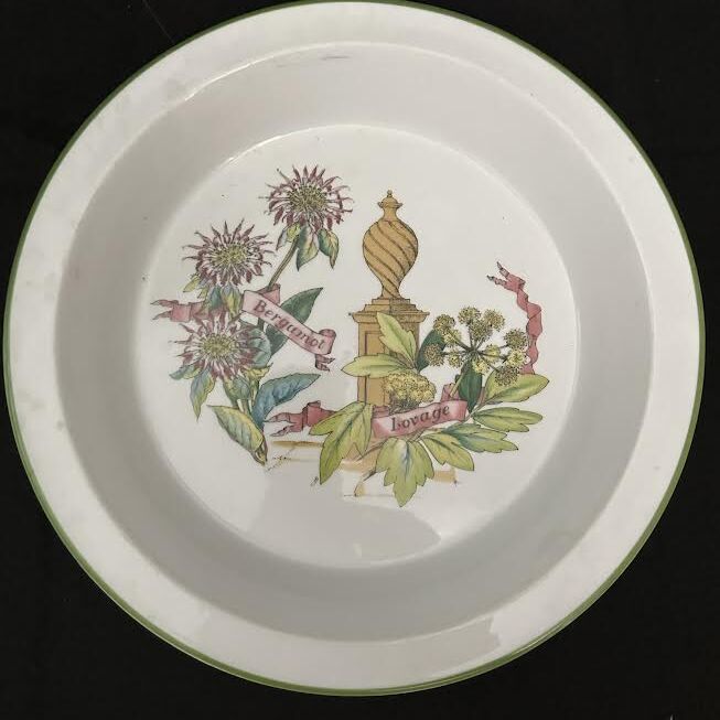 Royal Worchester “Country Kitchen” Round Deep Porcelain Pie Dish 10” Vintage