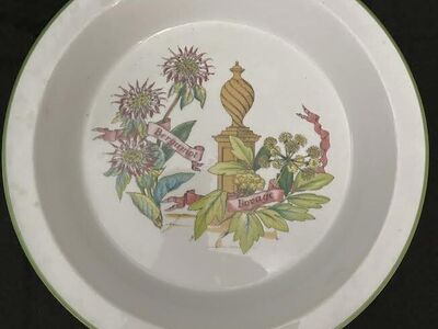 Royal Worchester “Country Kitchen” Round Deep Porcelain Pie Dish 10” Vintage