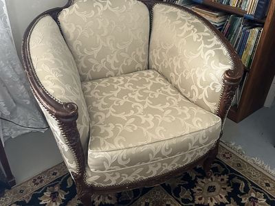 Antique Arm Chair w/ Carved Wood Accents Upholstered in Beige Jacquard Fabric