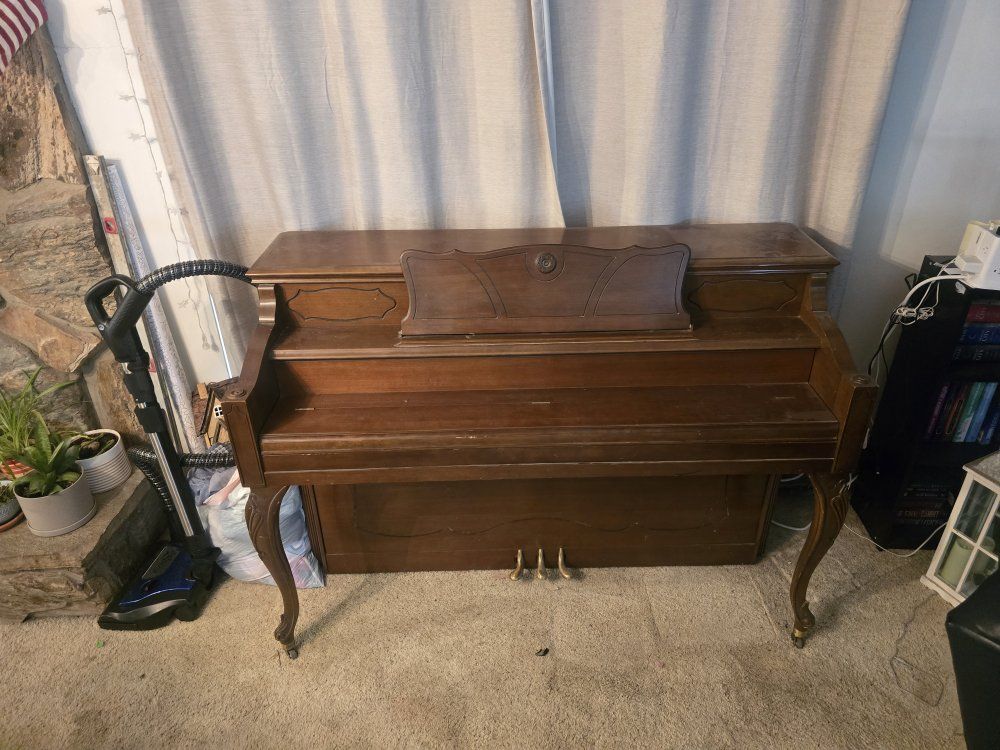 *Sale Pending* Fischer New York Spinet Piano - Vintage Dark Wood Acoustic Piano