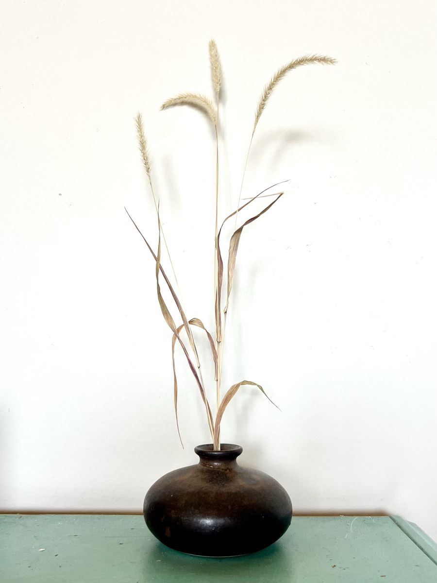 Signed Studio Art Pottery Bud Vase – Handcrafted Ceramic – Earth Tone – Minimalist Decor
