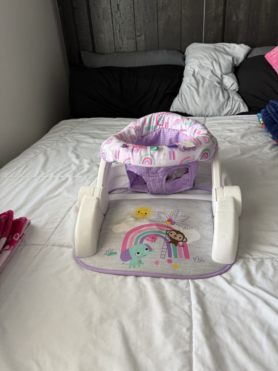 Bright Starts Rainbow & Jungle Floor Seat Baby Support
