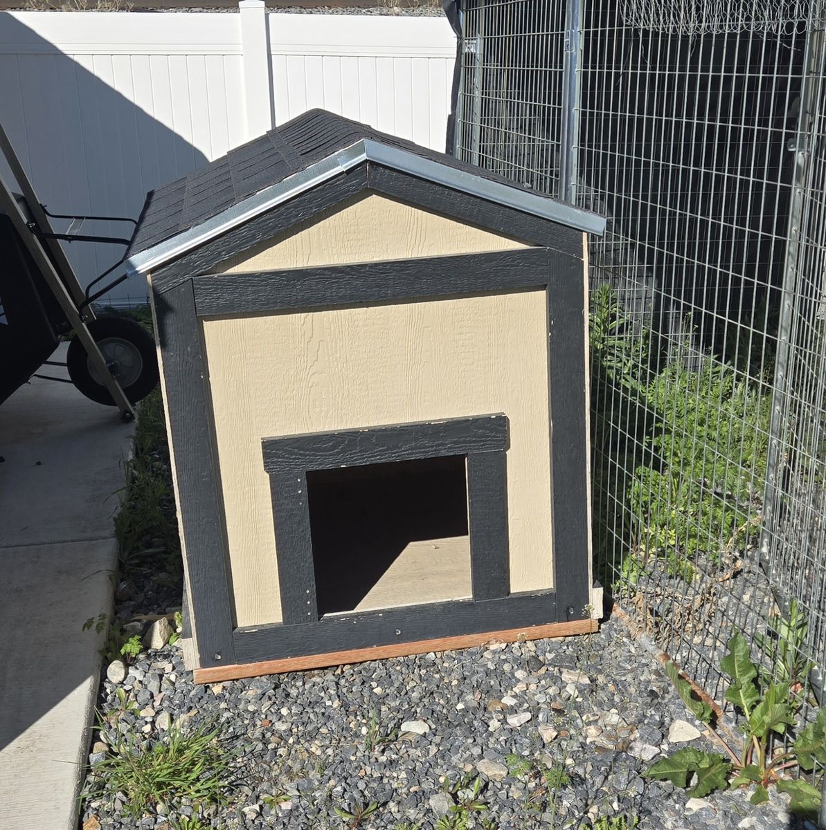 Dog House