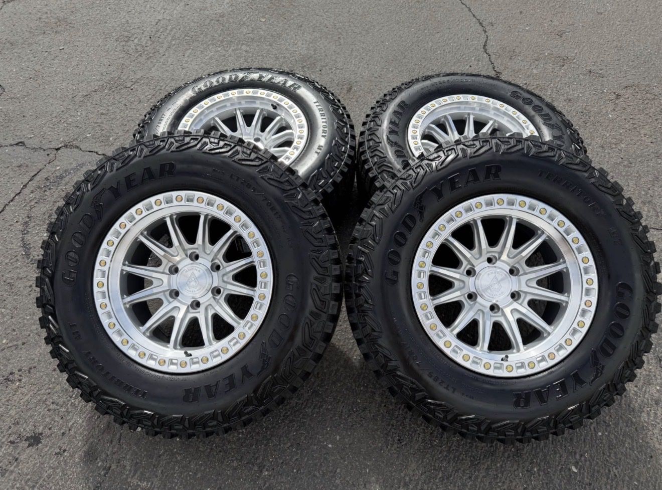 New LT285/70r17 Goodyears Silver Arena 6x135 F150