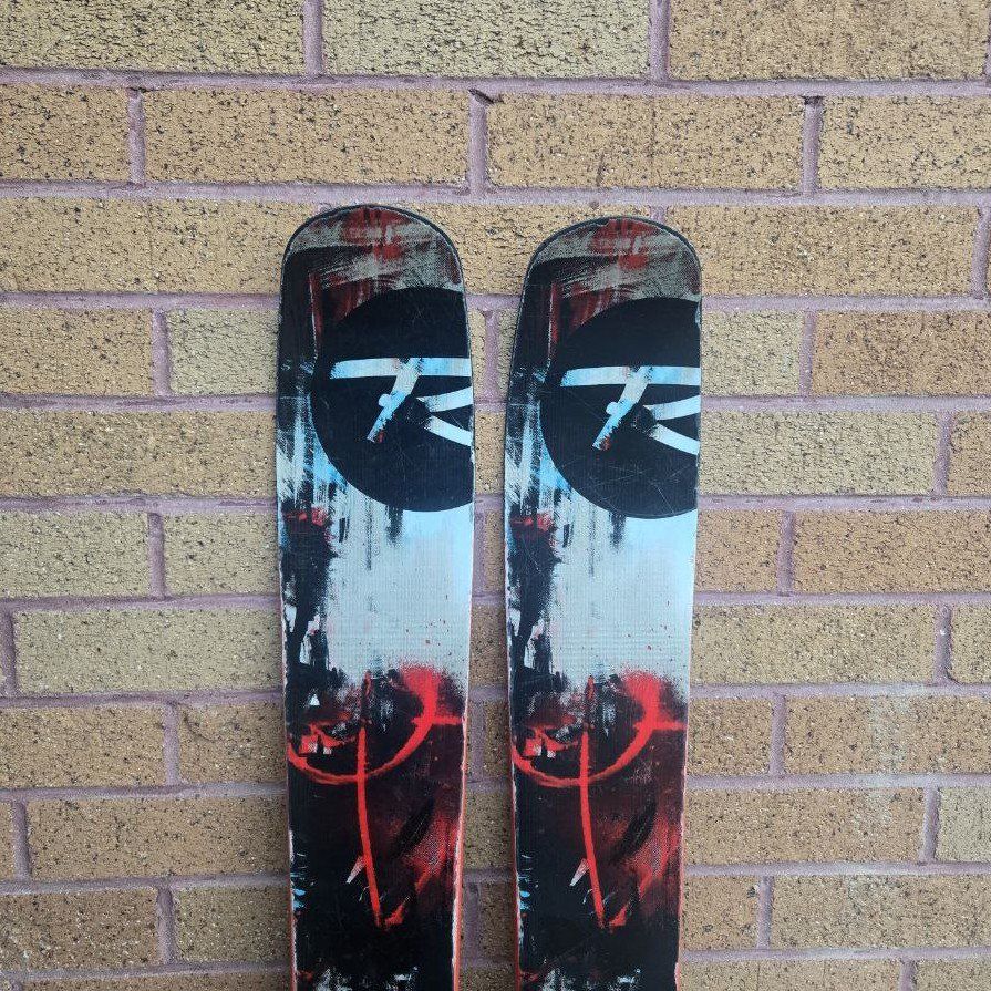 Men's 168 cm Rossignol S7 Fat Powder Skis Bindings